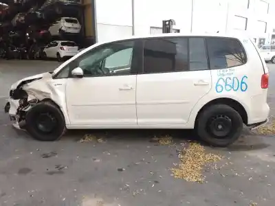 Здавання транспортного засобу volkswagen touran (1t3) edition року 2011 потужний cayb