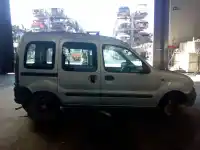 Veículo de Sucata otras marcas kangoo 1.9 d do ano 0 alimentado f8q630