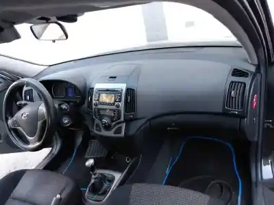 Veículo de Sucata hyundai i30 style do ano 2007 alimentado d4fb