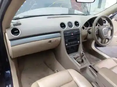 Здавання транспортного засобу audi a4 cabrio (8h) 2.0 tdi року 2004 потужний bpw