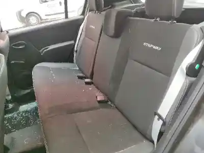 Veículo de Sucata dacia sandero laureate music do ano 2012 alimentado k9k892