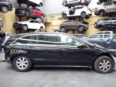 Véhicule à la ferraille MERCEDES-BENZ CLASE R (W251) R 350 CDI L 4-Matic (251.122) de l'année 2009 alimenté 642950