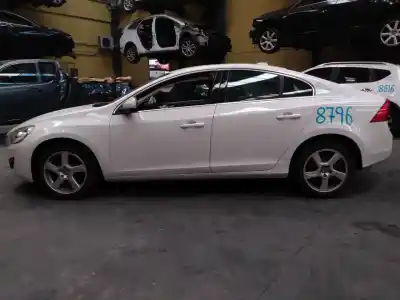 Veículo de Sucata VOLVO S60 LIM. Momentum do ano 2010 alimentado D5204T2