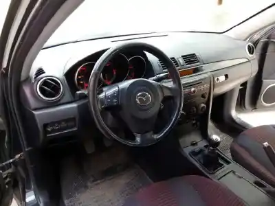 Veículo de Sucata mazda 3 berlina (bk) 1.6 cd diesel cat do ano 2005 alimentado y6