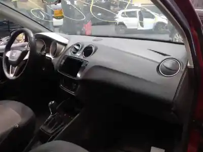 Здавання транспортного засобу seat ibiza (6j5) reference року 2008 потужний cayb