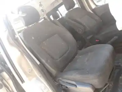 Здавання транспортного засобу opel vivaro b kasten/combi combi l1 2.9t року 2015 потужний r9mmb