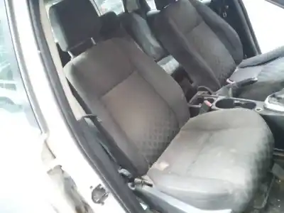 Veículo de Sucata land rover freelander (lr2) 2.2 td4 cat do ano 2007 alimentado 224dt