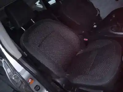 Veicolo di demolizione nissan qashqai (j10) tekna dell'anno 2007 alimentato k9k