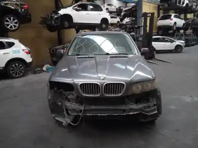 Scrapping Vehicle bmw x5 (e53) 4.4i automático of the year 2000 powered 448s2