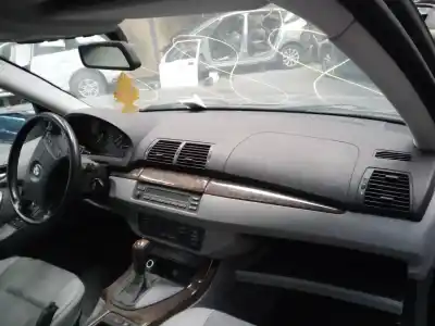 Scrapping Vehicle bmw x5 (e53) 4.4i automático of the year 2000 powered 448s2