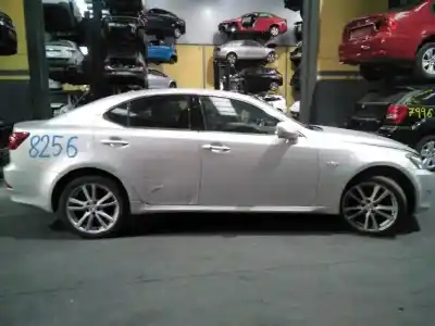 Здавання транспортного засобу lexus is200 (ds2/is2) 220d року 2010 потужний 2adfhv