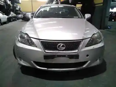 Здавання транспортного засобу lexus is200 (ds2/is2) 220d року 2010 потужний 2adfhv