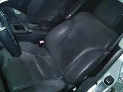 Здавання транспортного засобу lexus is200 (ds2/is2) 220d року 2010 потужний 2adfhv