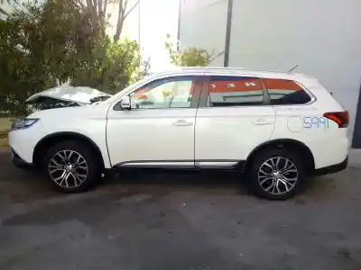Scrapping Vehicle MITSUBISHI                                         OUTLANDER (GF0)                                                                                                                                                                                                                                            Motion 2WD                                                                                                                                                                                                                                                 of the year 2016 powered 4J11