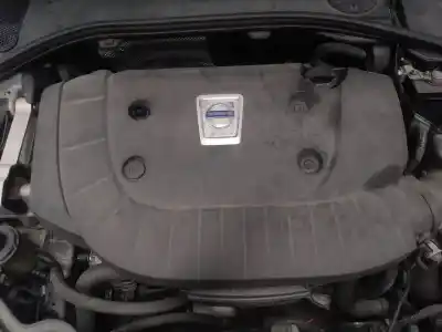 Veículo de Sucata volvo v60 kombi momentum do ano 2012 alimentado d5204t7