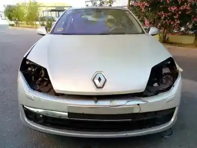 Scrapping Vehicle renault laguna iii dynamique of the year 2008 powered m9r805