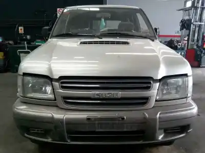 Veículo de Sucata isuzu trooper 3.0 dti (3-trg.) do ano 2000 alimentado d-4jx1