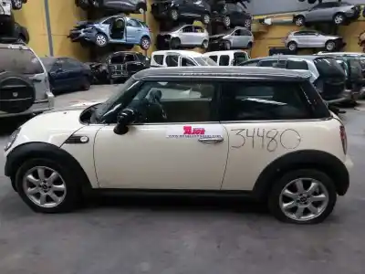 Sloopvoertuig mini                                               mini (r56)                                                                                                                                                                                                                                                 cooper d                                                                                                                                                                                                                                                   van het jaar 2006 aangedreven w16