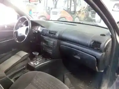 Veículo de Sucata volkswagen passat berlina (3b2) v6 tdi highline do ano 2001 alimentado akn