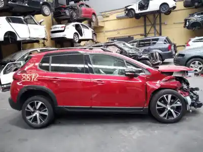 Veicolo di demolizione PEUGEOT 2008 (--.2013->) Allure dell'anno 2019 alimentato HNS