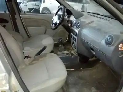 Veicolo di demolizione dacia logan ambiance dell'anno 2009 alimentato k9k792