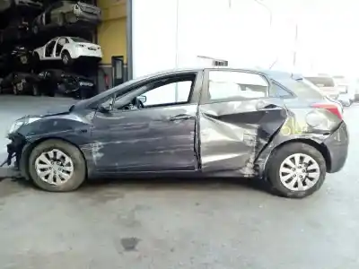 Scrapping Vehicle hyundai i30 (gd) trend of the year 2016 powered d4fc