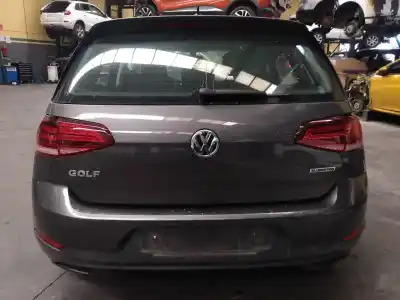 Vehicul casat volkswagen golf vii lim. (bq1) last edition bmt/start-stopp al anului 2016 alimentat dpba