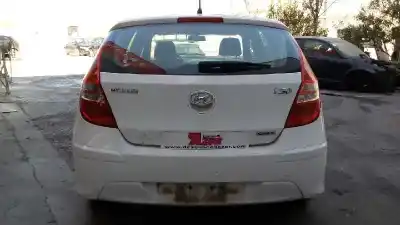 Veículo de Sucata hyundai i30 (gd) classic do ano 2011 alimentado d4fb