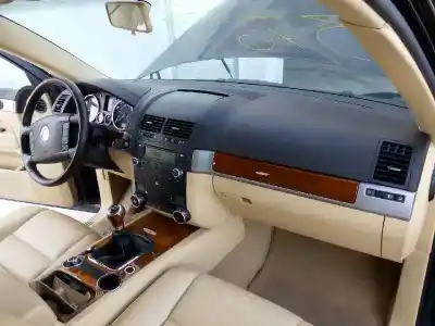 Здавання транспортного засобу volkswagen touareg (7l6) 2.5 tdi dpf року 2005 потужний bac
