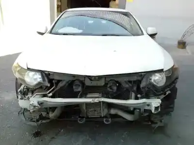 Veículo de Sucata honda accord berlina (cu) luxury do ano 2012 alimentado n22b1