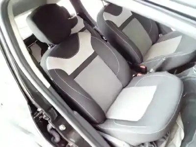 Veículo de Sucata dacia duster ii comfort do ano 2017 alimentado k9k667