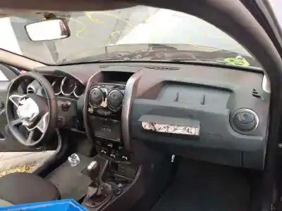 Veículo de Sucata dacia duster ii comfort do ano 2017 alimentado k9k667