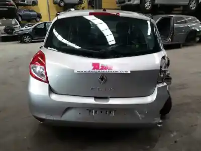 Veículo de Sucata renault clio iii authentique do ano 2010 alimentado k9k768