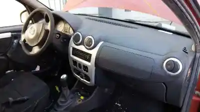 Scrapping Vehicle dacia sandero laureate of the year 2010 powered d4f732