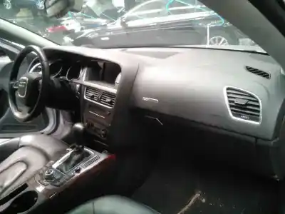 Veicolo di demolizione audi a5 sportback (8t) 2.7 tdi dell'anno 2009 alimentato cgka