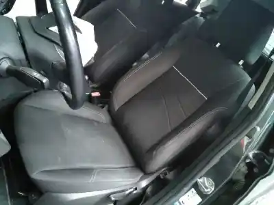 Здавання транспортного засобу ford                                               fiesta (ccn)                                                                                                                                                                                                                                               titanium року 2015 потужний xvjc