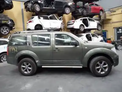 Veículo de Sucata NISSAN PATHFINDER (R51) 2.5 dCi XE do ano 2007 alimentado YD25DDTI