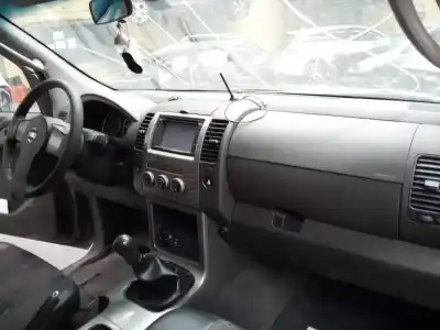 Veículo de Sucata nissan pathfinder (r51) 2.5 dci xe do ano 2007 alimentado yd25ddti