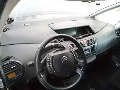 Véhicule à la ferraille citroen c4 picasso exclusive de l'année 2008 alimenté rhj