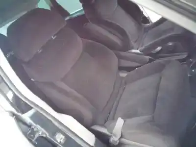 Véhicule à la ferraille citroen c4 picasso exclusive de l'année 2008 alimenté rhj