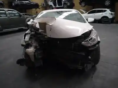 Veículo de Sucata hyundai elantra (md) confort do ano 2015 alimentado g4fg