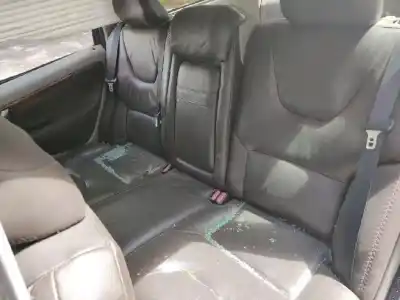 Veículo de Sucata volvo xc70 ii (136) d5 awd do ano 2005 alimentado d5244t4