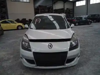 Здавання транспортного засобу renault scenic iii grand dynamique року 2012 потужний r9m402