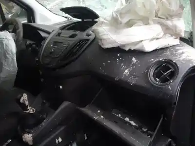 Sloopvoertuig ford tourneo courier (c4a) ambiente van het jaar 2013 aangedreven sfcb