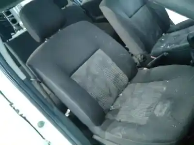 Vehicul casat dacia sandero laureate al anului 2010 alimentat k9k892