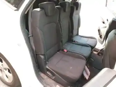 Veículo de Sucata kia carens ( ) drive do ano 2015 alimentado d4fd