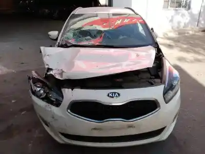 Veículo de Sucata kia carens ( ) drive do ano 2015 alimentado d4fd