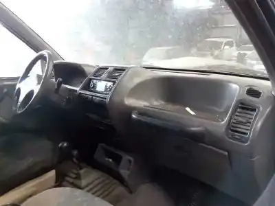 Veículo de Sucata nissan terrano/terrano.ii (r20) lx do ano 1996 alimentado td27t