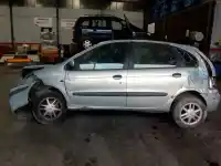 Véhicule à la ferraille otras marcas scenic (ja..) 2.0 16v rxi de l'année 2000 alimenté f4r740