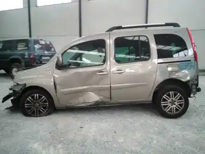 Vehículo de desguace RENAULT KANGOO Expression del año 2008 con motor K9K816